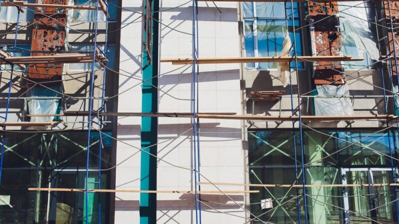 Ekspresowa budowa bloku w Złocieńcu