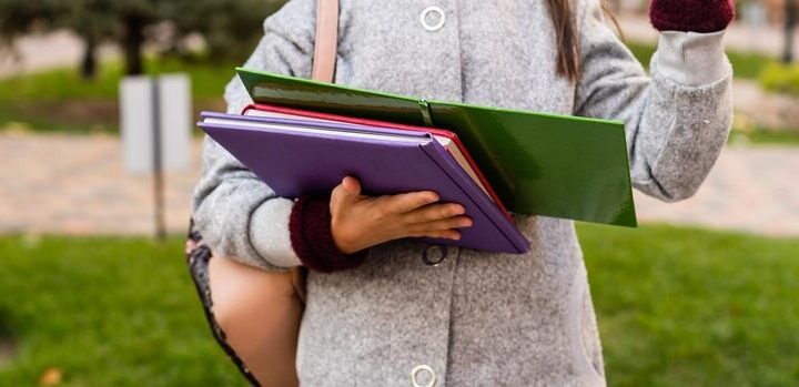 Kaliska uczennica zdobywa II miejsce w Konkursie Głośnego Czytania Prozy Anglojęzycznej