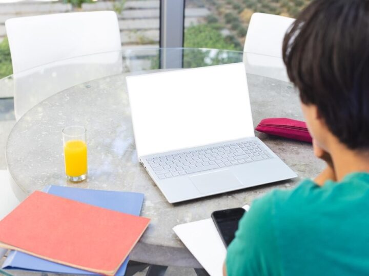 Młodzież uczy się odpowiedzialności – spotkanie z policją