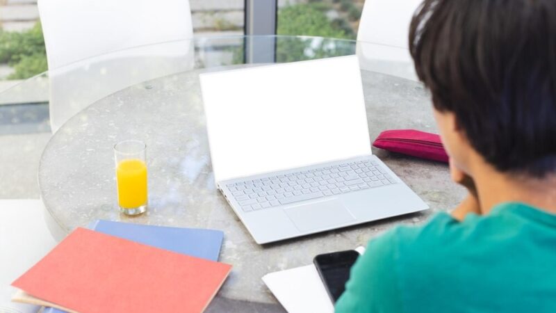 Przygotowania do sezonu letniego na posiedzeniu Komisji Edukacji i Kultury