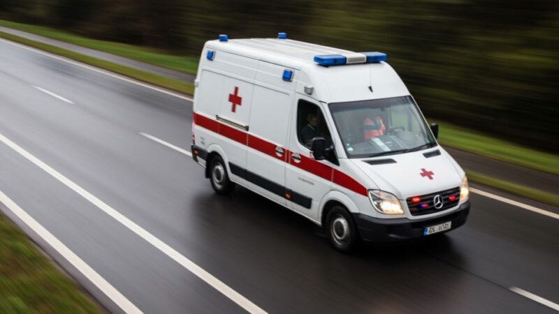 Bezpieczna droga do przedszkola! Policjanci uczą dzieci zasad bezpieczeństwa w Broczynie